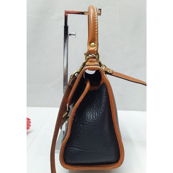 Dooney & Bourke Black Pebbled Leather Buckle Satchel Bag - Vintage Made in USA - Picture 15 of 16